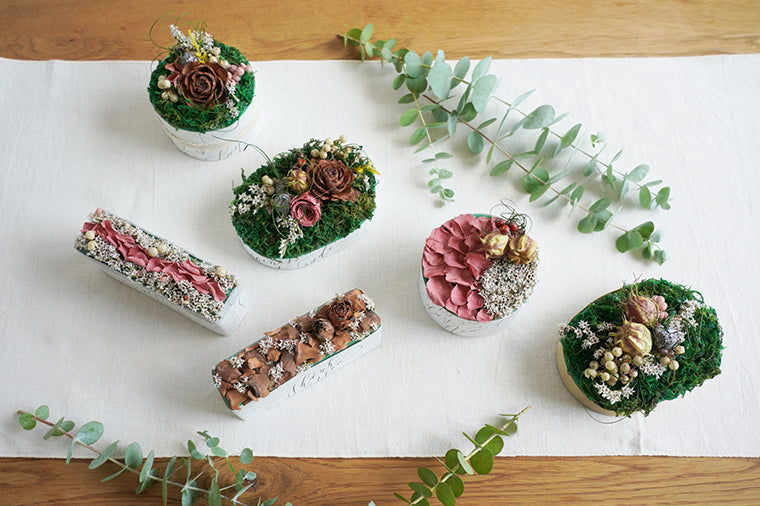 ボタニカルケーキで秋のフラワーアレンジメント – Craftie Home