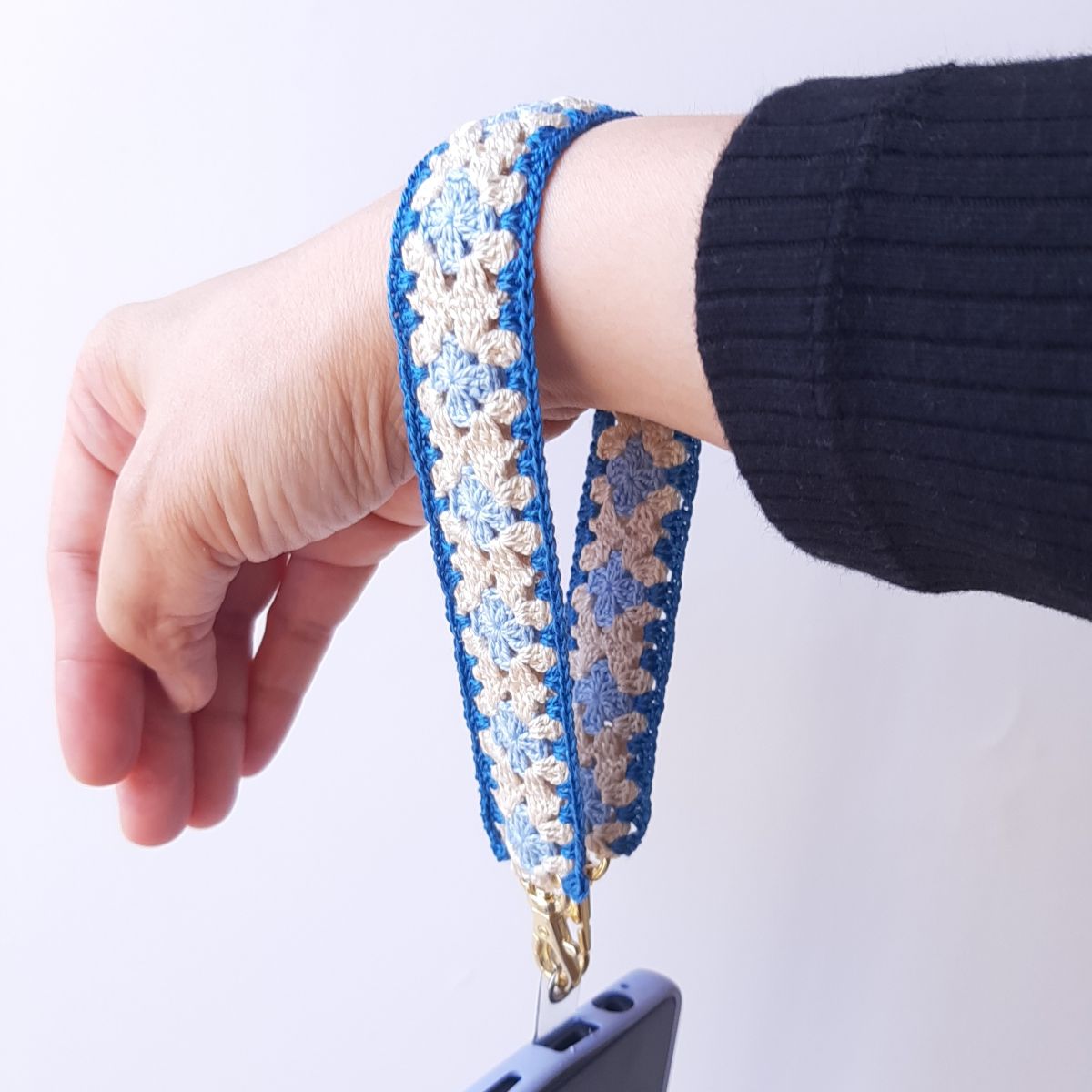 YURURU / グラニースクエアのハンドストラップ – Craftie Home