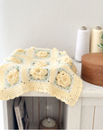 Hiro crochet / 立体お花モチーフのマルチクロス