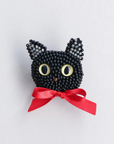 クロッシェキット ビーズ編みの猫ブローチ(黒猫)/ MIYUKI FACTORY