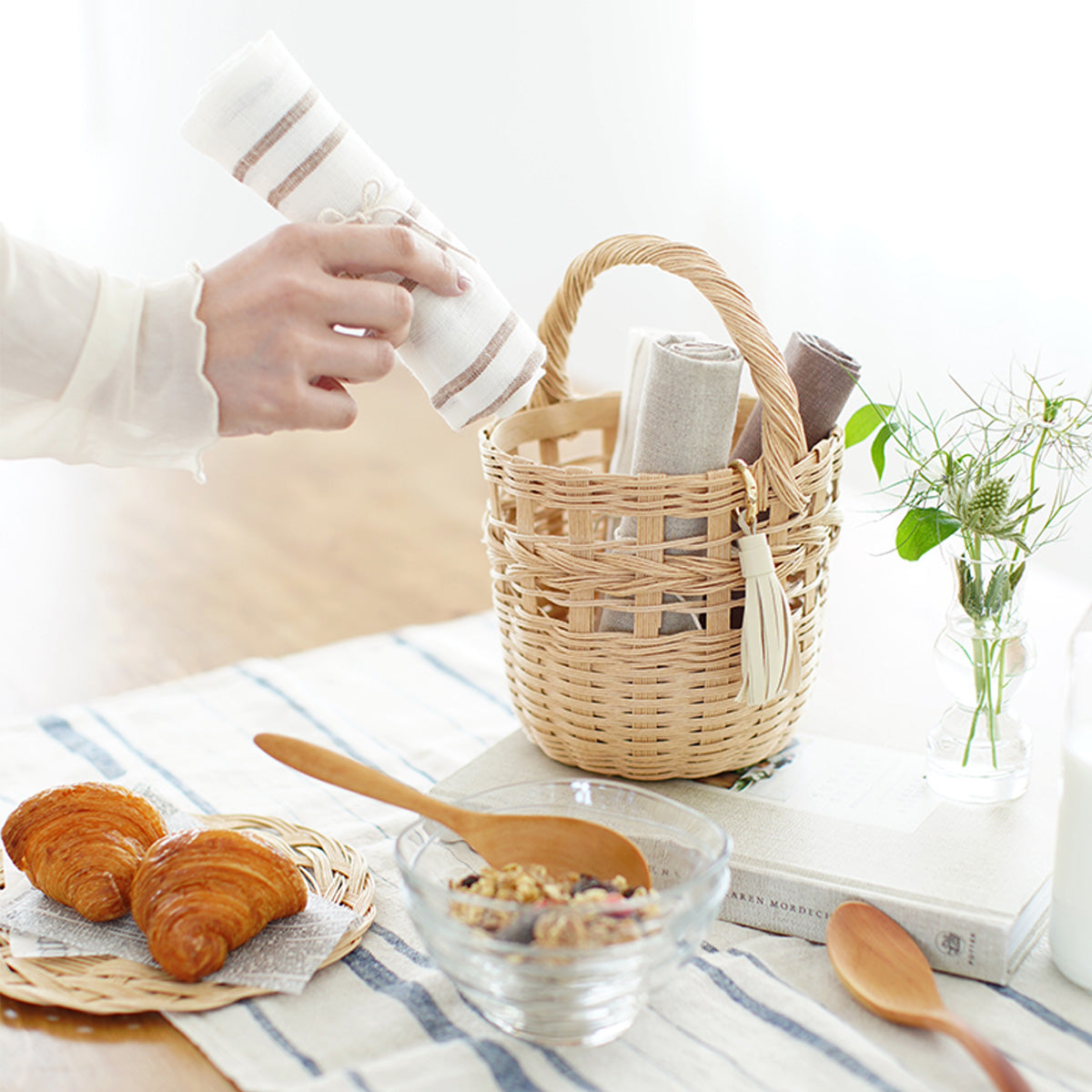 いちごパフェ☆様✨専用ハンドメイドタッセルチャーム約14× 5cm 7 いちごパフェ☆様✨専用ハンドメイドタッセルチャーム約14× 5cm