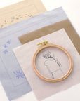 4つのアイテムが作れる刺繍キット【送料無料】