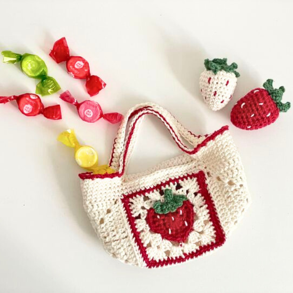 melt Rino / いちごのミニバッグ – Craftie Home (クラフティホーム) melt Rino / いちごのミニバッグ – Craftie Home (クラフティホーム)