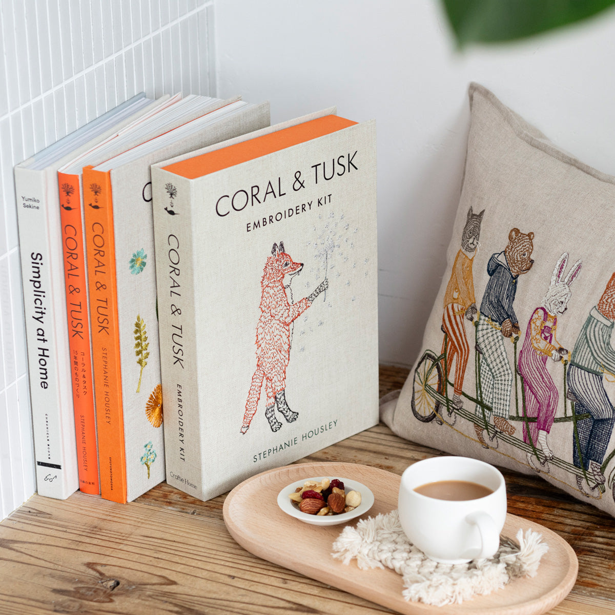 CORAL & TUSK Sparklers 刺繍キット – Craftie Home (クラフティホーム)