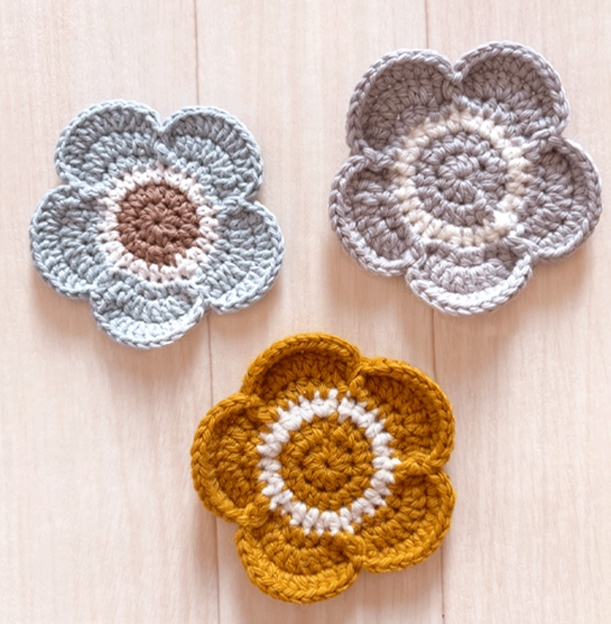 いちごクロッシェ / お花のコースター【送料無料】 – Craftie Home