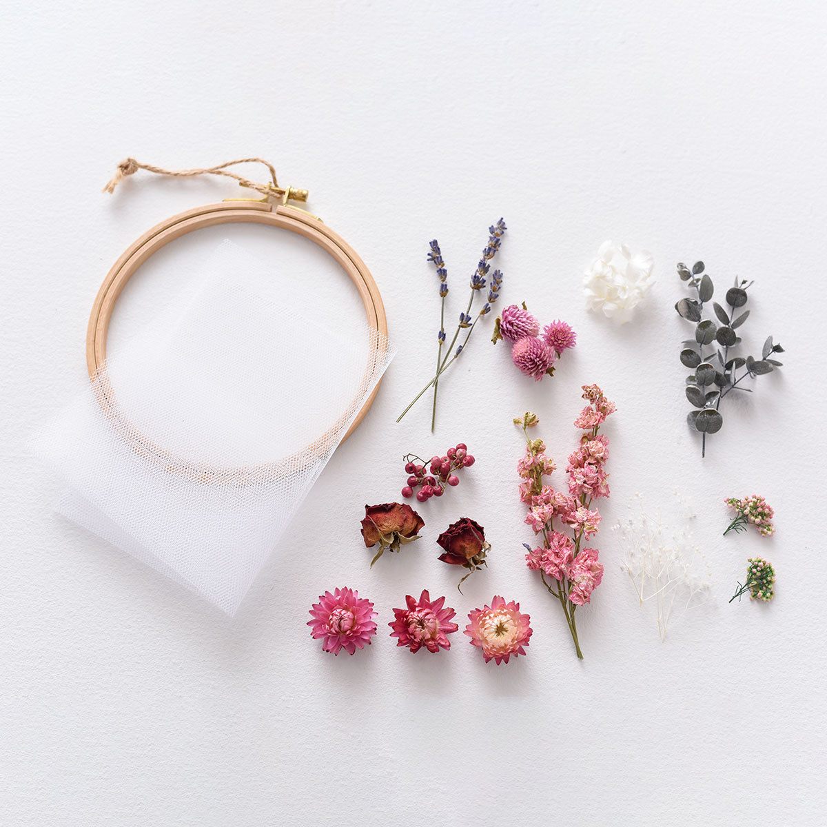 空間を彩る　フープリースの花飾り【Botanicalシリーズ】