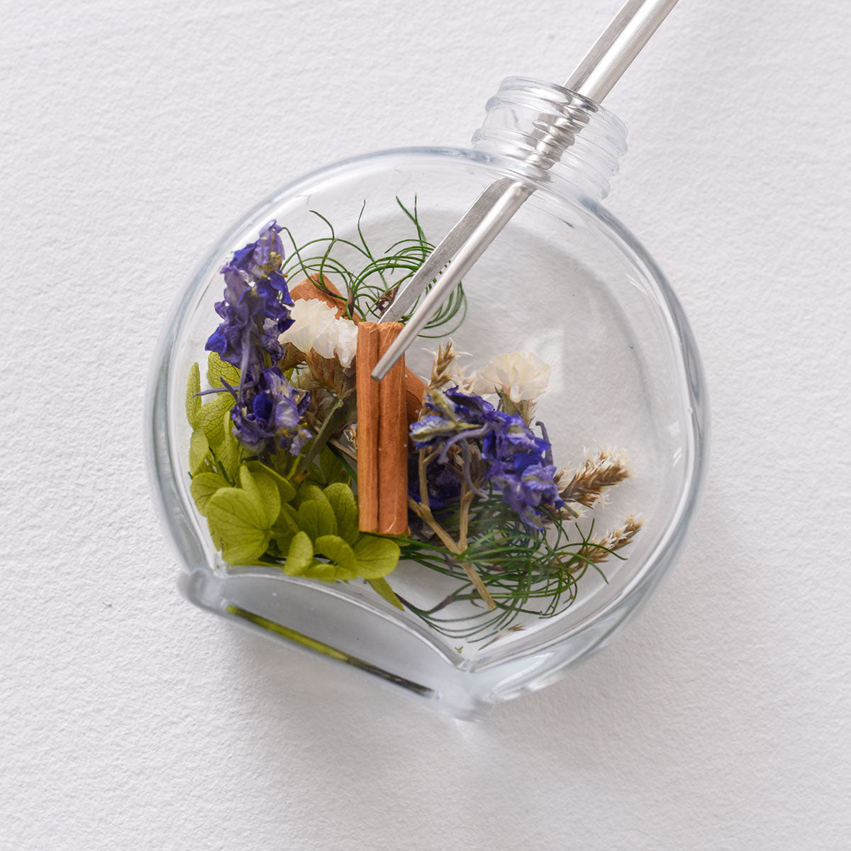 ふわりと香る　ハーバリウムのルームフレグランス【Botanicalシリーズ】
